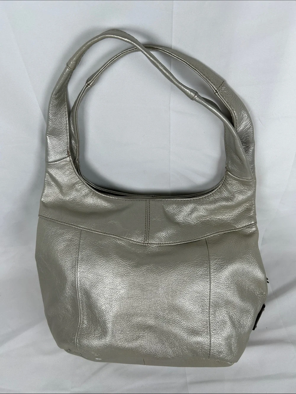 Tignanello Leather Metallic Silver Hobo Bag with Matching Wallet And Keyring